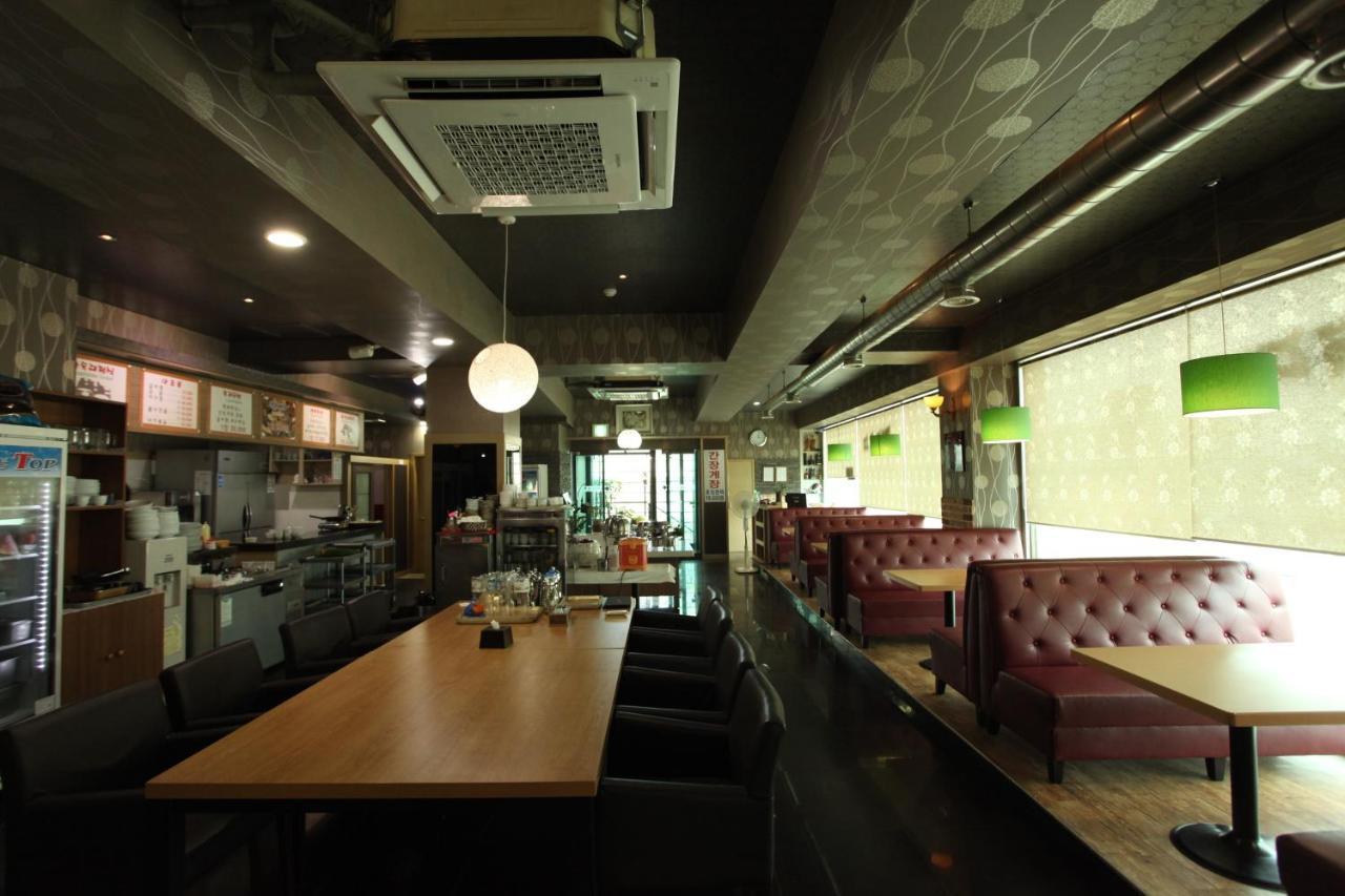 地铁波尔旅游酒店 平泽市 外观 照片